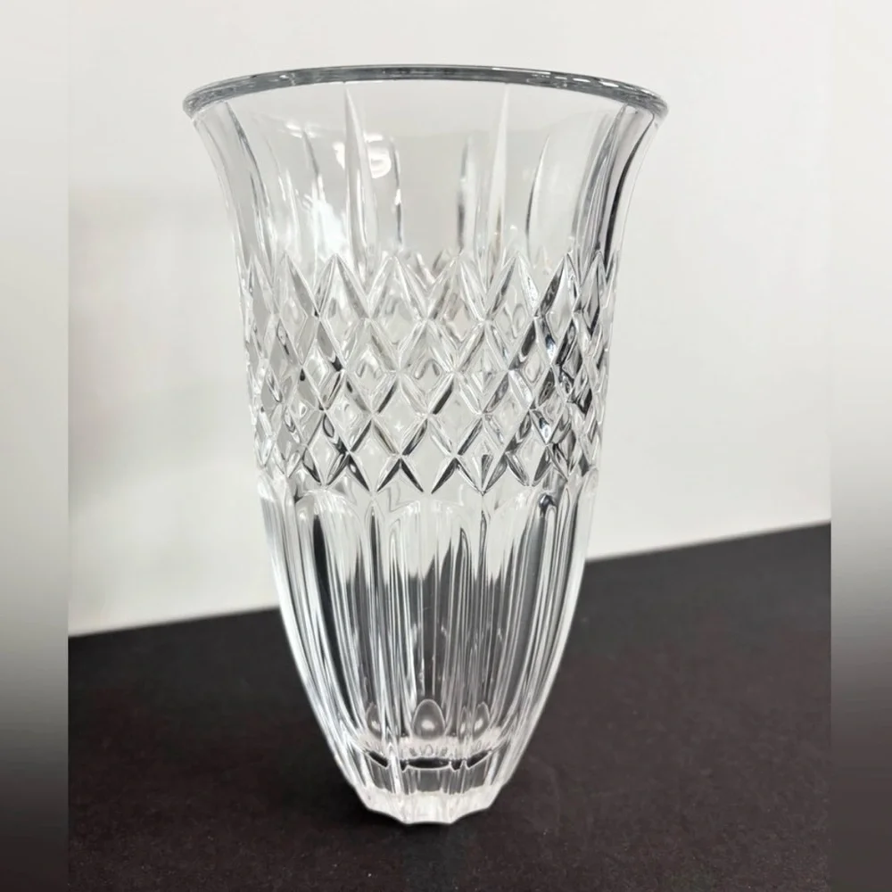 Marquis by Waterford Shelton Lead Crystal Vase